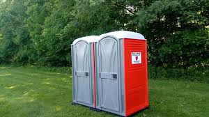 Best Standard Portable Toilet Rental  in Tulare, CA